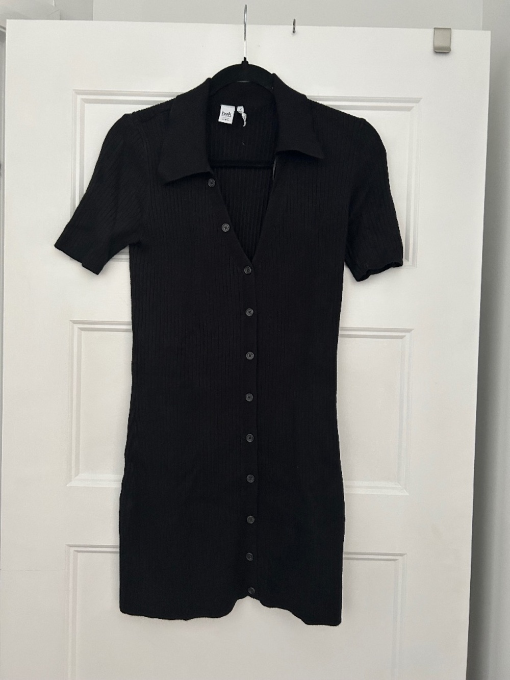 Black short-sleeve dress/tunic